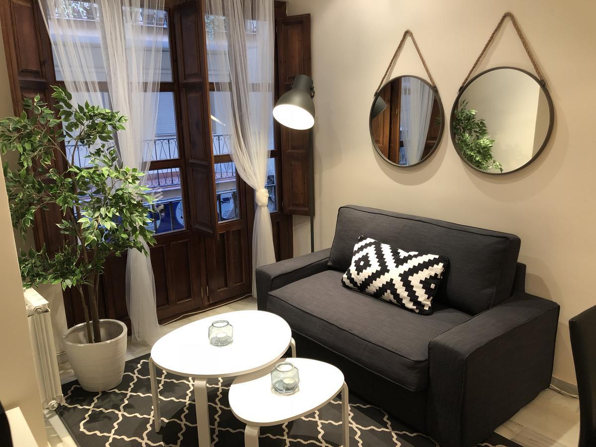 Ibericabeds Plaza Nueva Apartment Granada Bagian luar foto